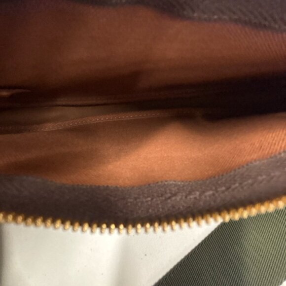 LOUIS VUITTON MULTI POCHETTE CROSS - Picture 13 of 13